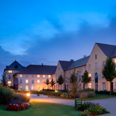 Campanile Val de France Hotel