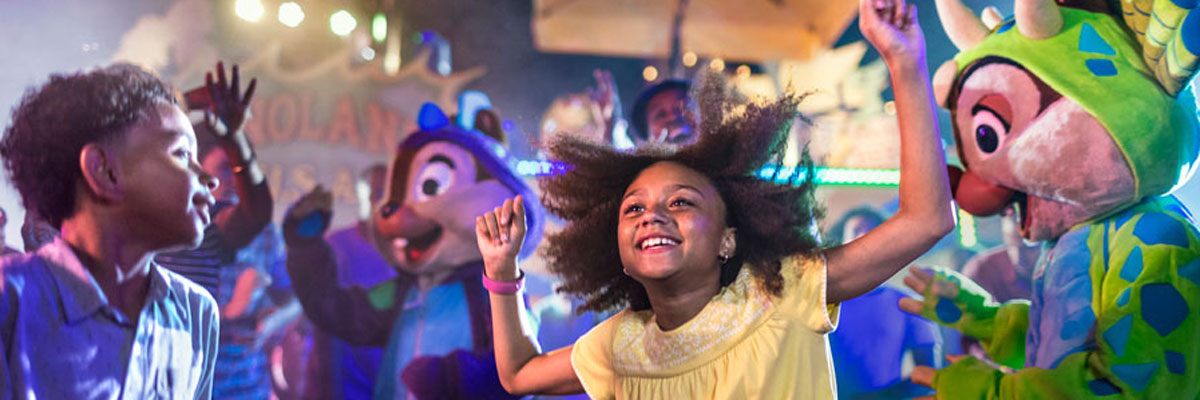 MagicBreaks DinoLand U.S.A.® carousel banner