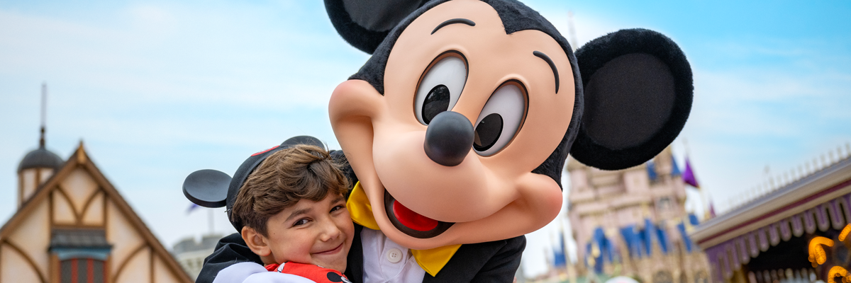 MagicBreaks Fantasyland carousel banner