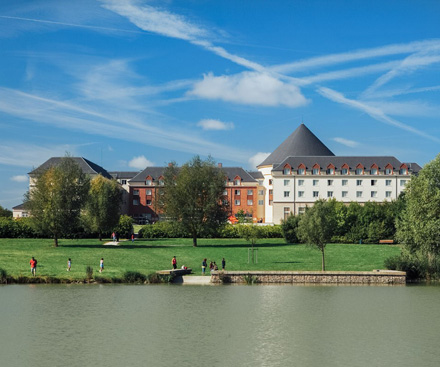 Hotel Grand Magic de 4 estrellas, Fabulous Hotels Group