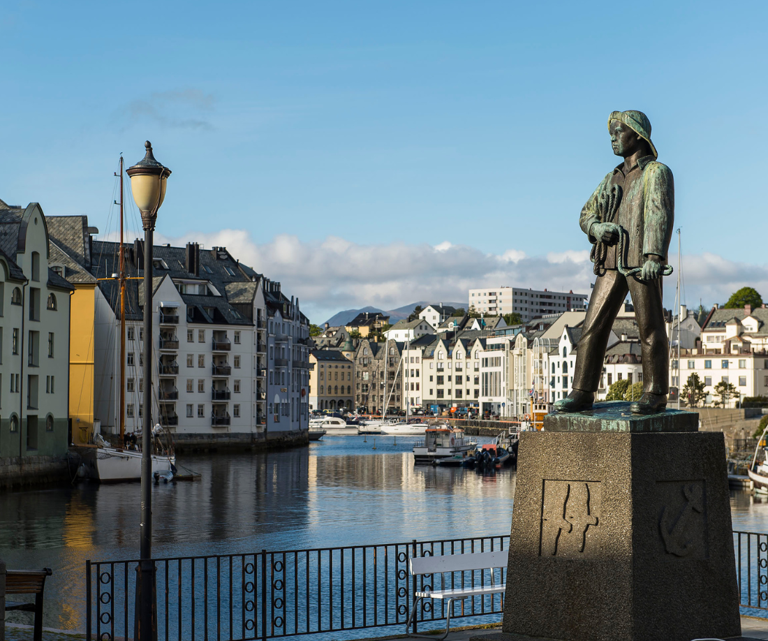 Crucero de 7 noches por los fiordos noruegos