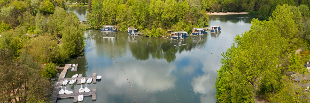 MagicBreaks Facilities carousel banner
