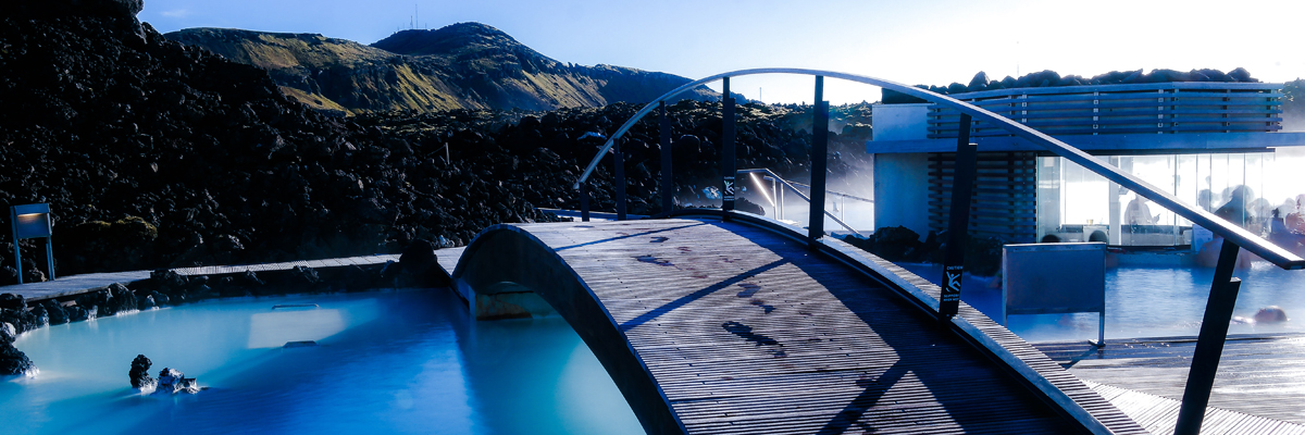 MagicBreaks Blue Lagoon carousel banner