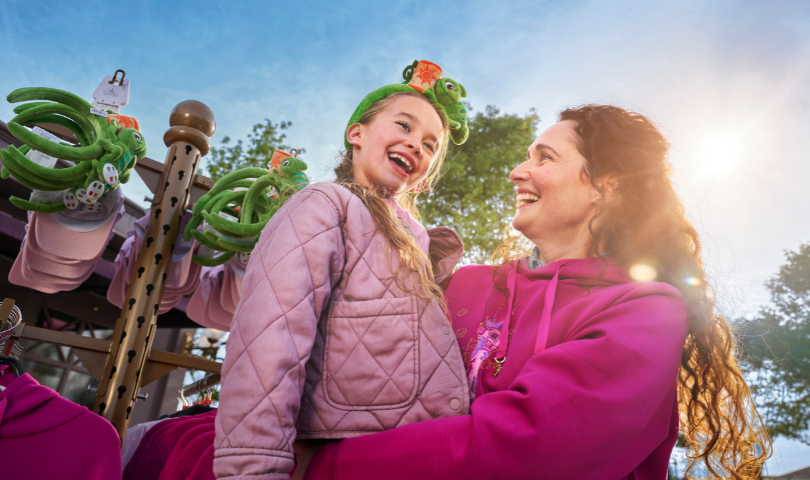 MagicBreaks Explora Disney Adventure World en Disneyland® París banner del carrusel