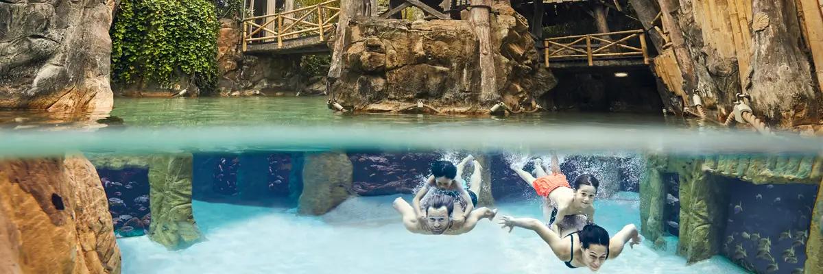 MagicBreaks Facilities carousel banner