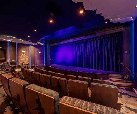 Cine de Nunca Jamás