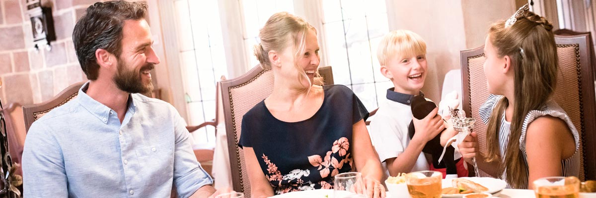 MagicBreaks meal plans carousel banner