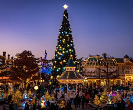 Desfile Eléctrico Celestial de Disney: Edición Navideña