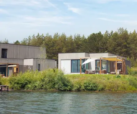 3-Bedroom Exclusive Lakeside Cottage