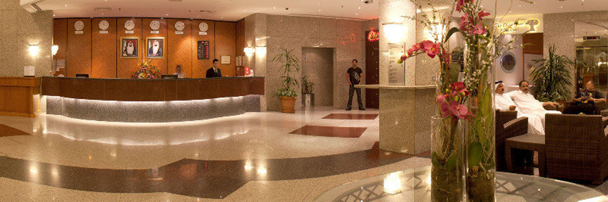 MagicBreaks Hotel Overview carousel banner