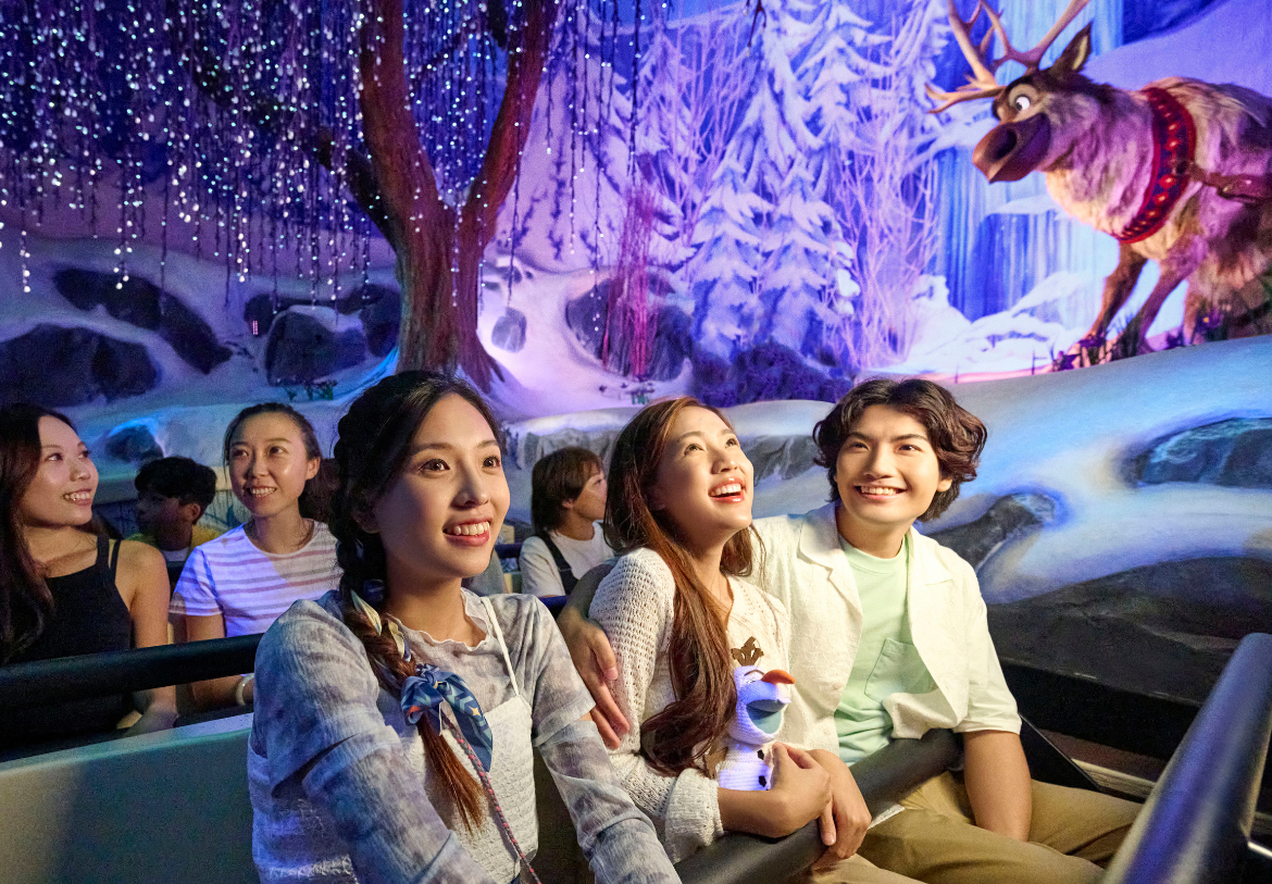 MagicBreaks The enchanting new World of Frozen is now open! carousel banner